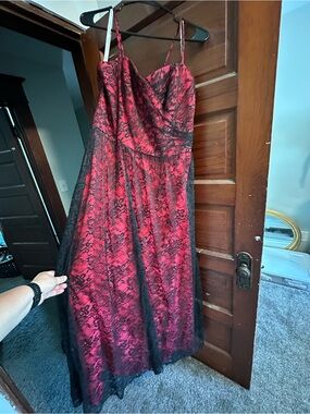 Red Lace Overlay Spaghetti-Strap Formal Dress